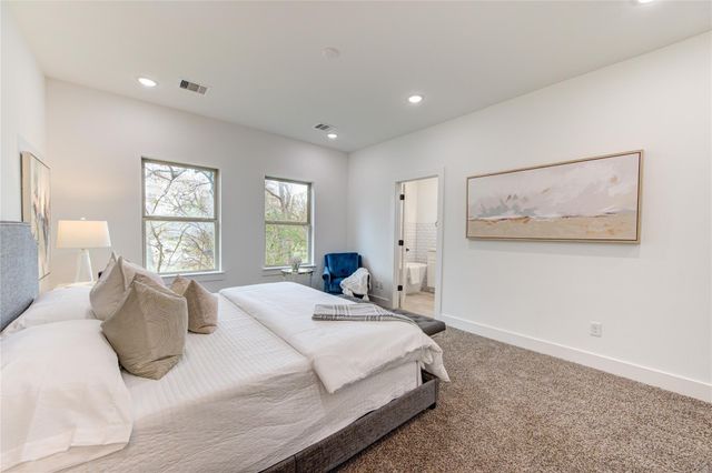 2015 A Brackenridge Street, Houston, TX 77026