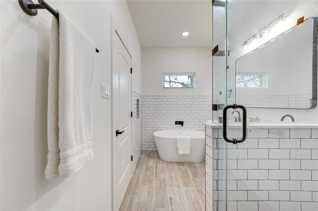 2015 A Brackenridge Street, Houston, TX 77026