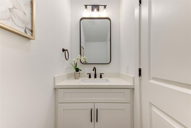 2015 A Brackenridge Street, Houston, TX 77026