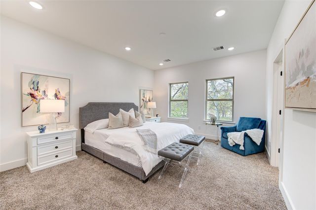 2015 A Brackenridge Street, Houston, TX 77026