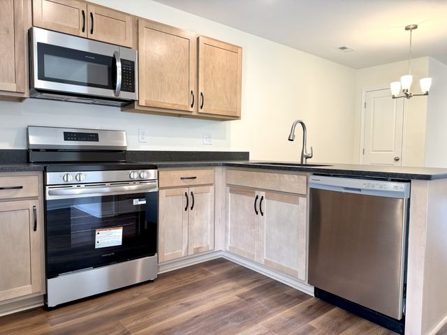 910 Peaceful Pl, Clarksville, TN 37040