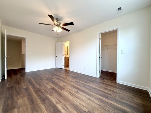 910 Peaceful Pl, Clarksville, TN 37040