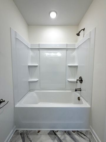 910 Peaceful Pl, Clarksville, TN 37040