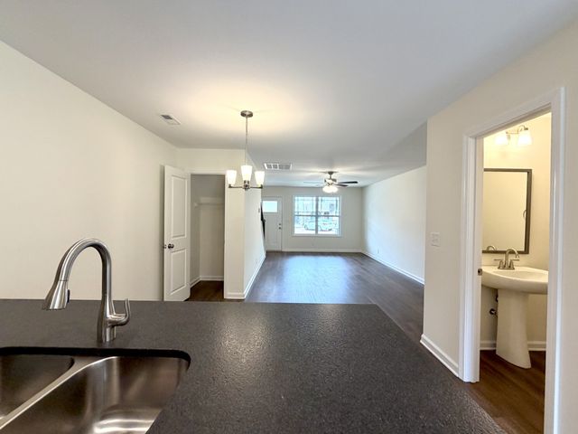 910 Peaceful Pl, Clarksville, TN 37040