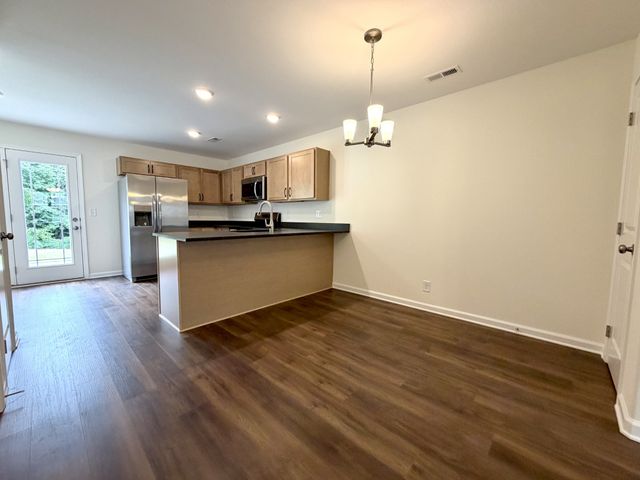910 Peaceful Pl, Clarksville, TN 37040