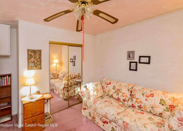 28 John Carle Road, Saugerties, NY 12477