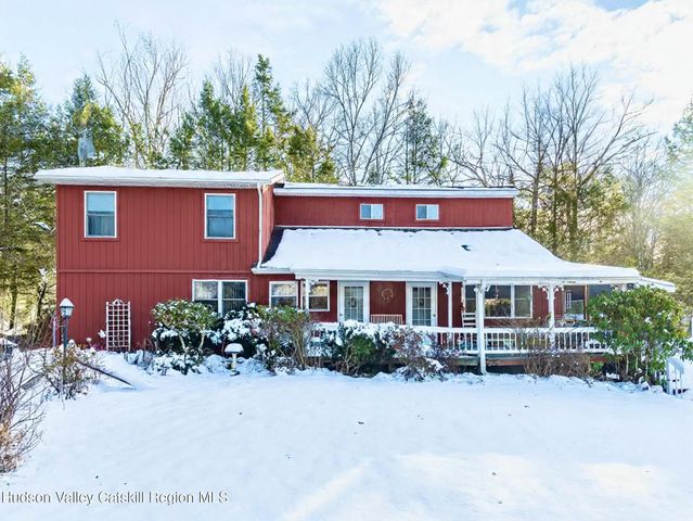 28 John Carle Road, Saugerties, NY 12477