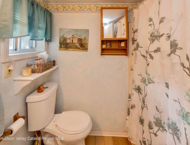 28 John Carle Road, Saugerties, NY 12477