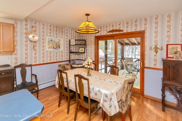 28 John Carle Road, Saugerties, NY 12477