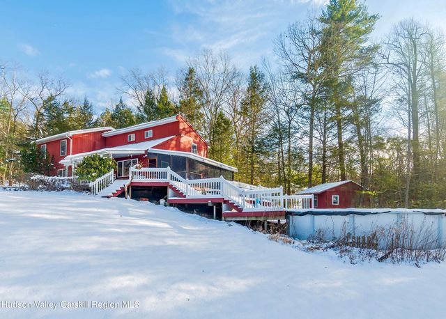 28 John Carle Road, Saugerties, NY 12477