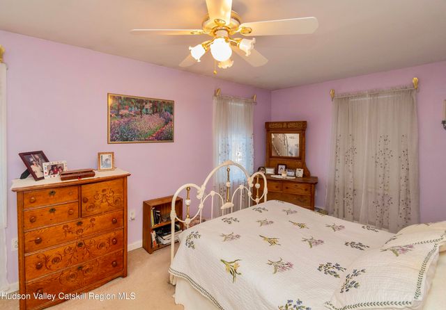 28 John Carle Road, Saugerties, NY 12477