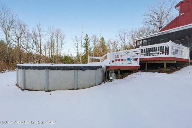 28 John Carle Road, Saugerties, NY 12477