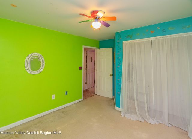 28 John Carle Road, Saugerties, NY 12477