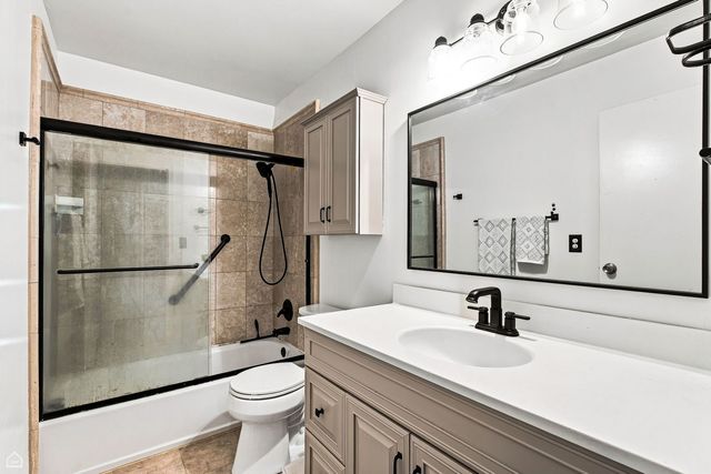 610 Cress Creek Lane, Crystal Lake, IL 60014
