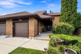 610 Cress Creek Lane, Crystal Lake, IL 60014