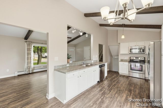 7470 Louise Avenue, Jenison, MI 49428