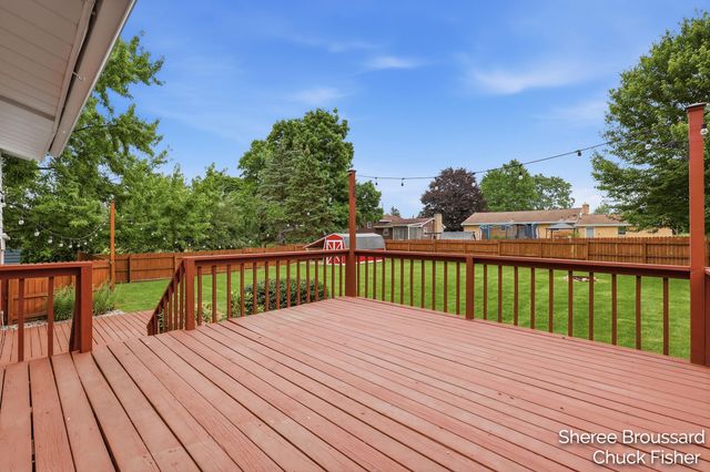 7470 Louise Avenue, Jenison, MI 49428