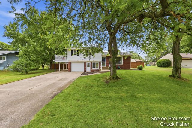 7470 Louise Avenue, Jenison, MI 49428