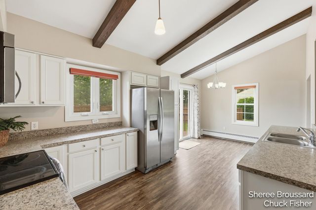 7470 Louise Avenue, Jenison, MI 49428