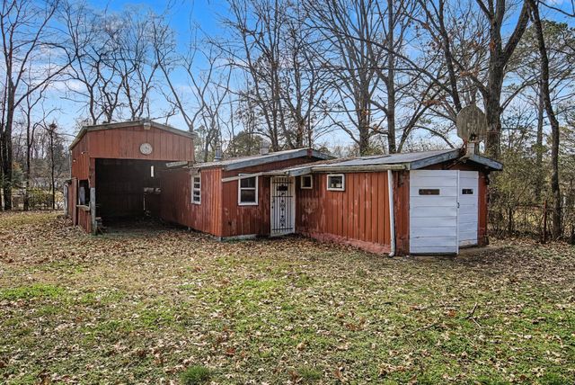 1106 Bagley Dr, Fayetteville, TN 37334