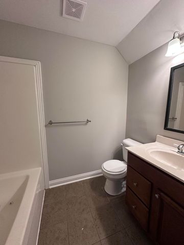 209 Old Todds Road 4107, Lexington, KY 40509