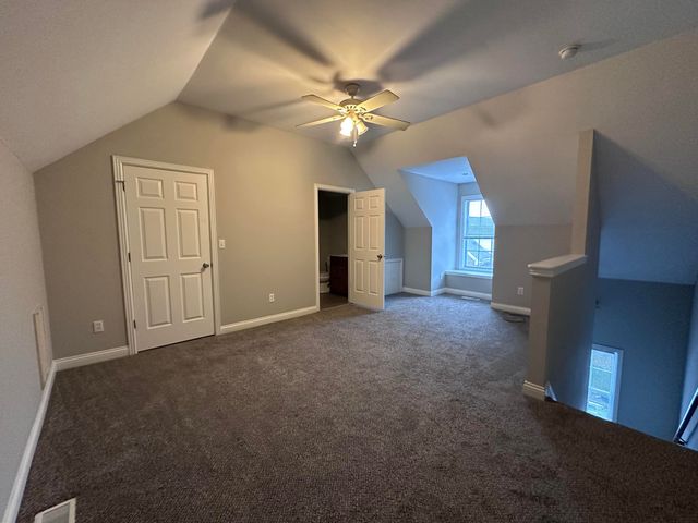 209 Old Todds Road 4107, Lexington, KY 40509