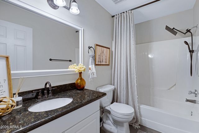 8835 N NEW WORLD Drive, Glendale, AZ 85302