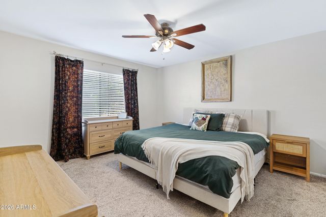 8835 N NEW WORLD Drive, Glendale, AZ 85302