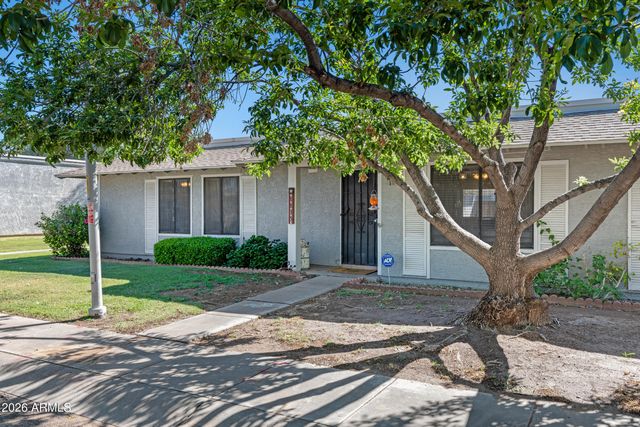 8835 N NEW WORLD Drive, Glendale, AZ 85302