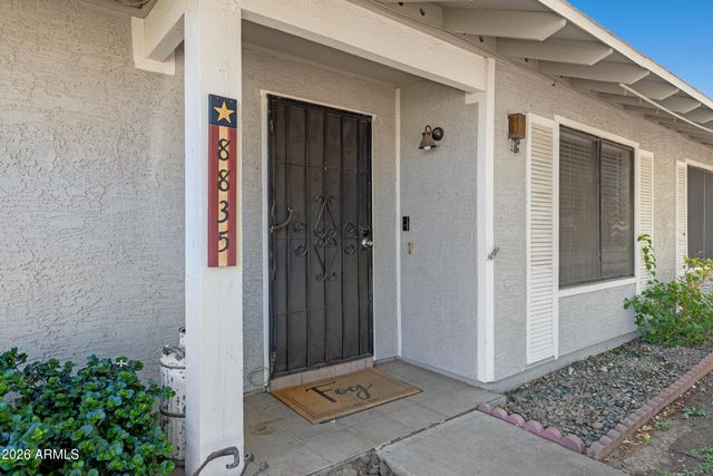 8835 N NEW WORLD Drive, Glendale, AZ 85302