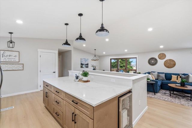 5621 S Conklin Rd, Greenacres, WA 99016