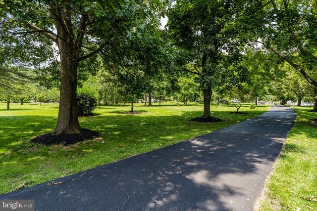 321 RIDGE AVE, Ephrata, PA 17522