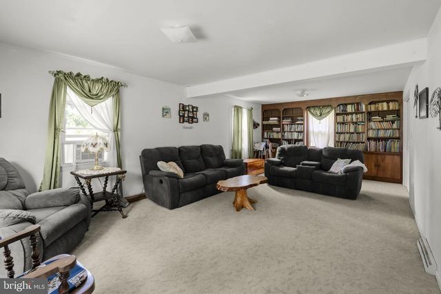321 RIDGE AVE, Ephrata, PA 17522