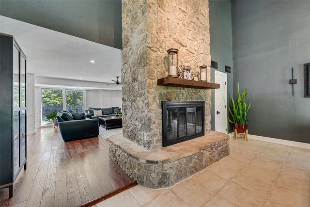 2203 Southcrest Drive, Arlington, TX 76013