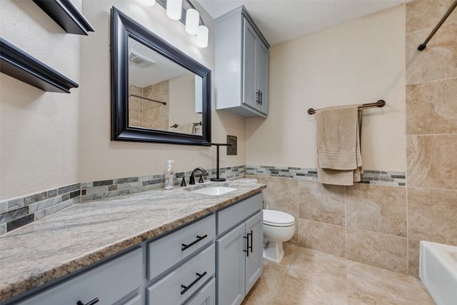 2203 Southcrest Drive, Arlington, TX 76013