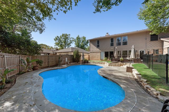 2203 Southcrest Drive, Arlington, TX 76013