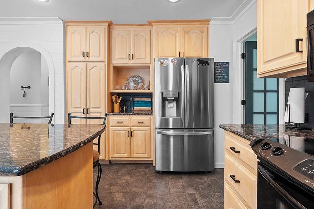 3611 ROYAL OAKS COURT, Suamico, WI 54173
