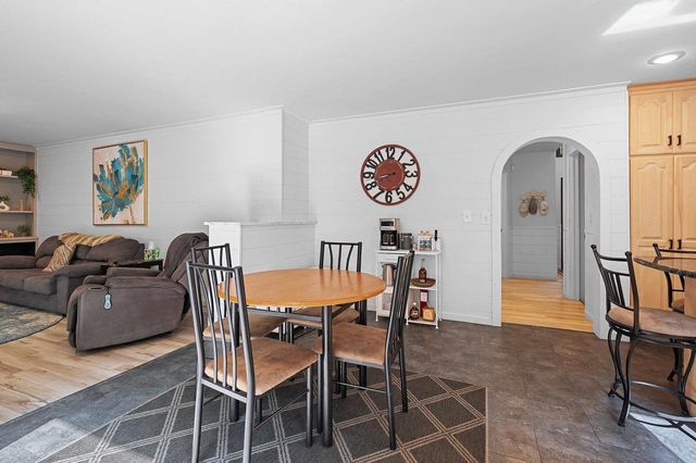3611 ROYAL OAKS COURT, Suamico, WI 54173