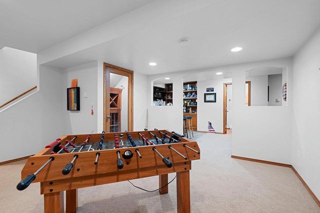 3611 ROYAL OAKS COURT, Suamico, WI 54173