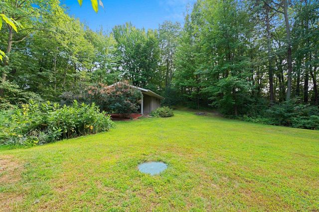 3611 ROYAL OAKS COURT, Suamico, WI 54173