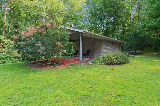 3611 ROYAL OAKS COURT, Suamico, WI 54173