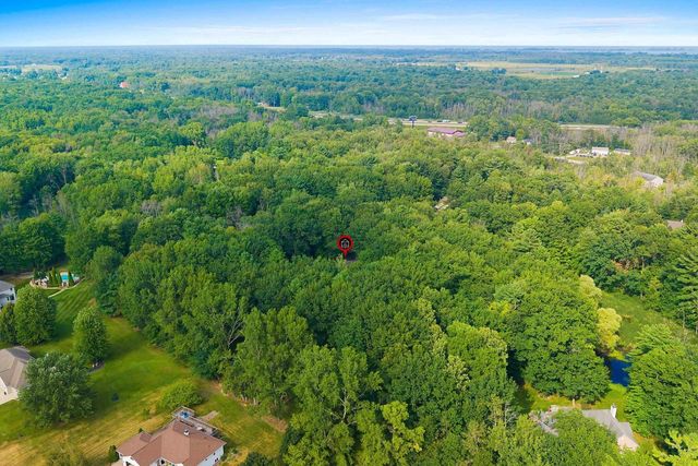 3611 ROYAL OAKS COURT, Suamico, WI 54173