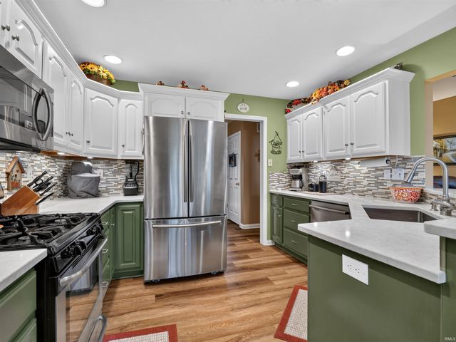 11034 Cedar Trail, Fort Wayne, IN 46845