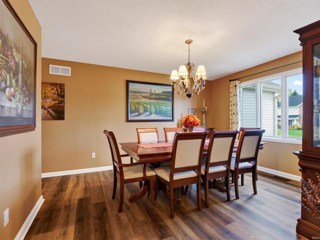 11034 Cedar Trail, Fort Wayne, IN 46845