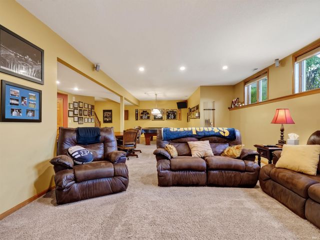 11034 Cedar Trail, Fort Wayne, IN 46845