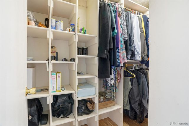 2697 S Lewiston Street, Aurora, CO 80013