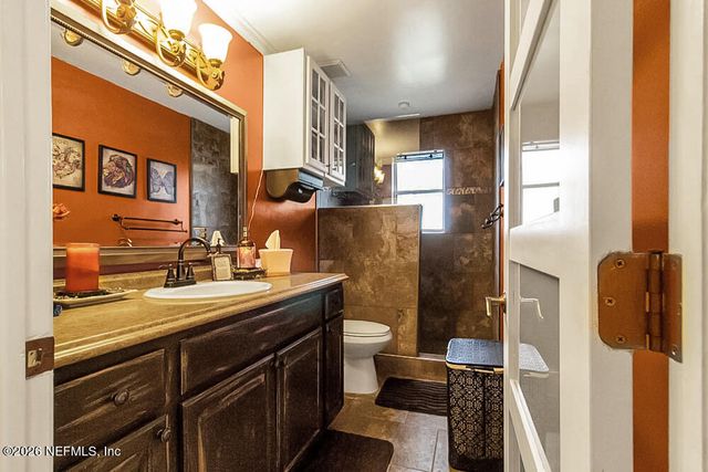 8331 THREE CREEKS Boulevard, Jacksonville, FL 32220