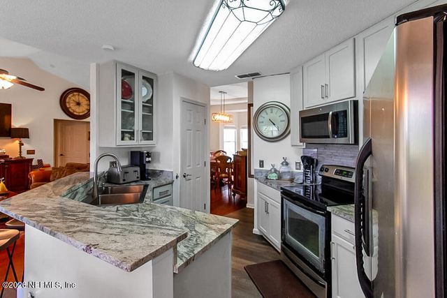 8331 THREE CREEKS Boulevard, Jacksonville, FL 32220