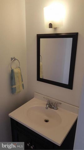 3855 KEARNYS INN PL, Waldorf, MD 20602