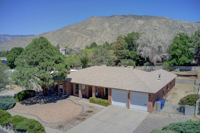 1916 Butterfly Maiden Trail NE, Albuquerque, NM 87112